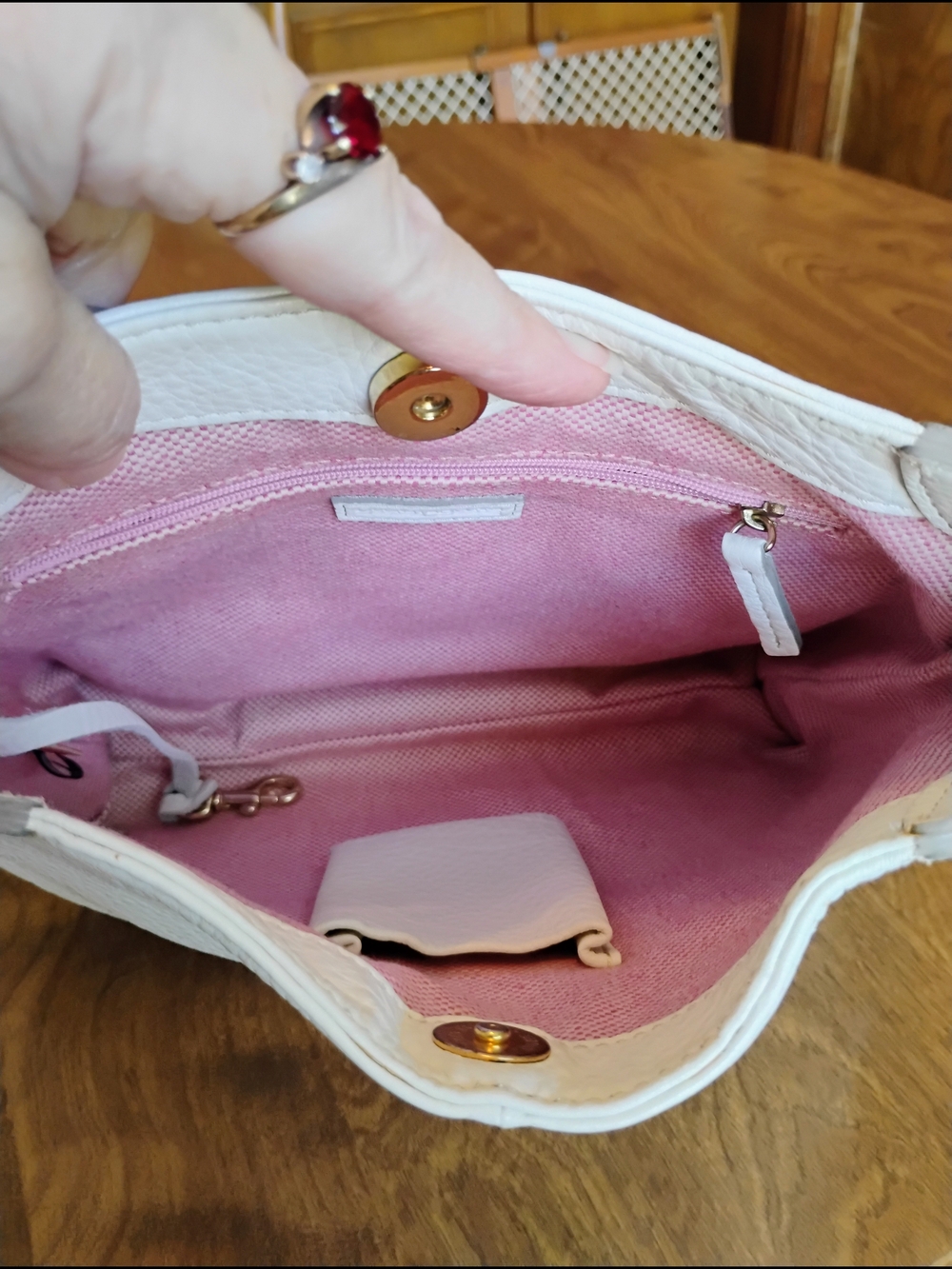 Dooney & Bourke White Pebble Grain Leather "Hobo Corner Buckle" Shoulder Bag - Picture 8 of 13